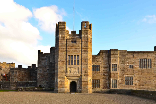 Castle Drogo 599x400 - Heritage and Genealogy