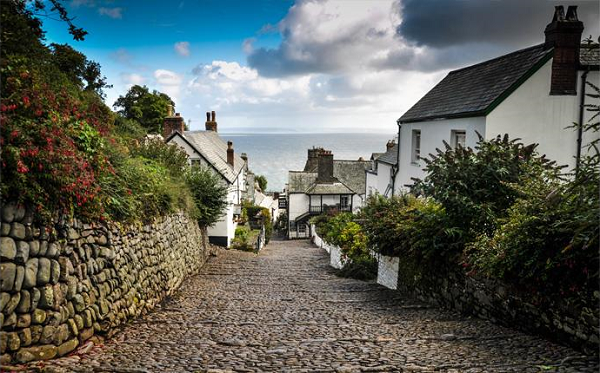 Clovelly 600x373 - Active and Outdoors